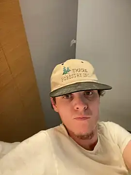 Snapshot of devinshd chatting on 23, 12, 2024 devinshd online show from 23, 12, 2024