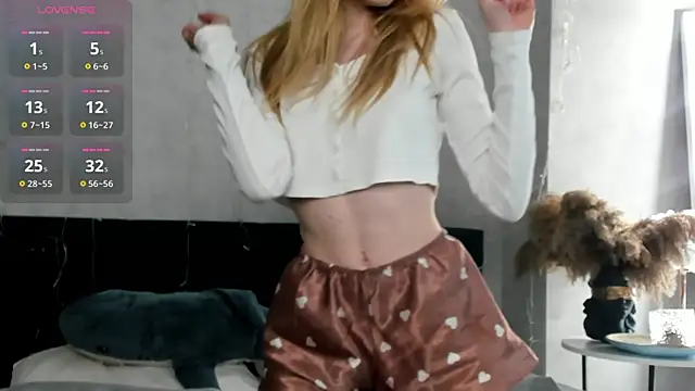 Snapshot of Esme_Runn chatting on 31, 3, 2026 Esme Runn online show from 31, 3, 2026