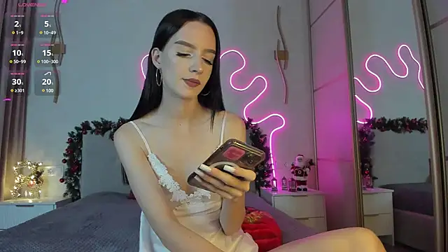 flora off online show from 9, 1, 2025