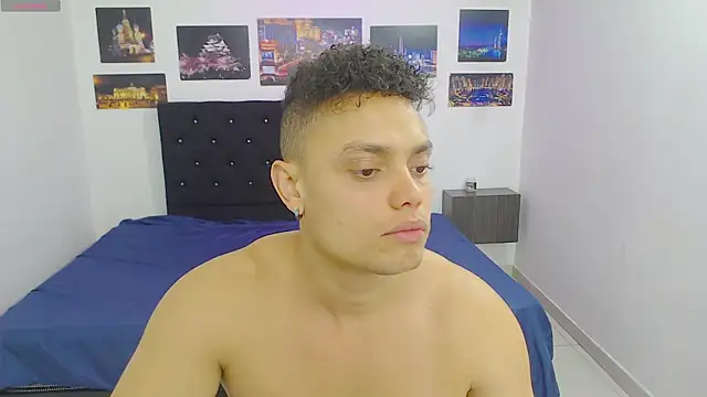 Booy Hott online show from 15, 12, 2024