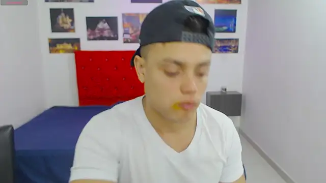 Booy Hott online show from 28, 1, 2025