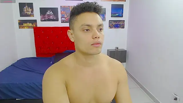 Booy Hott online show from 30, 1, 2025