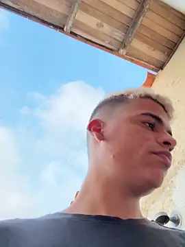 Leo bunny hot online show from 1, 4, 2026