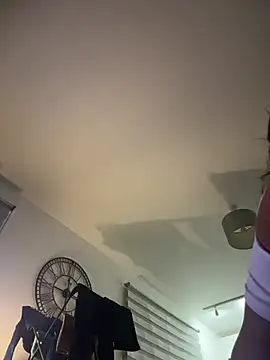 Mia MilesXXX online show from 4, 3, 2025