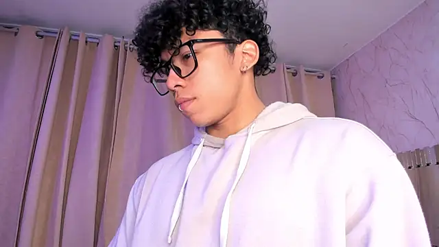 Snapshot of AkazaBoy_ chatting on 9, 1, 2026 AkazaBoy online show from 9, 1, 2026