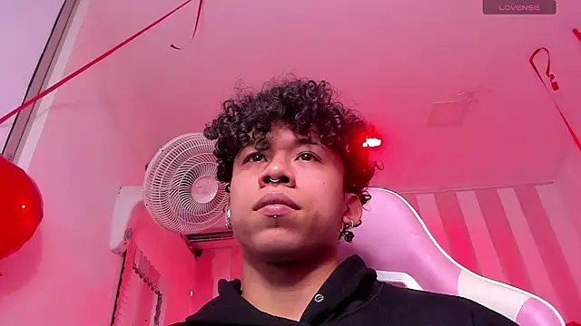 Snapshot of AkazaBoy_ chatting on 11, 2, 2026 AkazaBoy online show from 11, 2, 2026