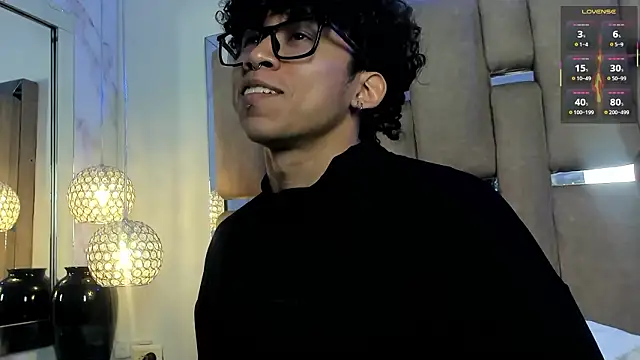 Snapshot of AkazaBoy_ chatting on 24, 2, 2026 AkazaBoy online show from 24, 2, 2026