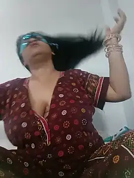 Snapshot of Punjabi_beauty123 chatting on 31, 10, 2025 Punjabi beauty123 online show from 31, 10, 2025