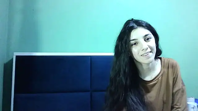 Ahotkittyxxx online show from 18, 12, 2024