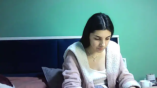 Ahotkittyxxx online show from 7, 1, 2025