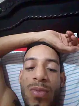 Snapshot of alvaroenriqe23 chatting on 2, 3, 2026 alvaroenriqe23 online show from 2, 3, 2026