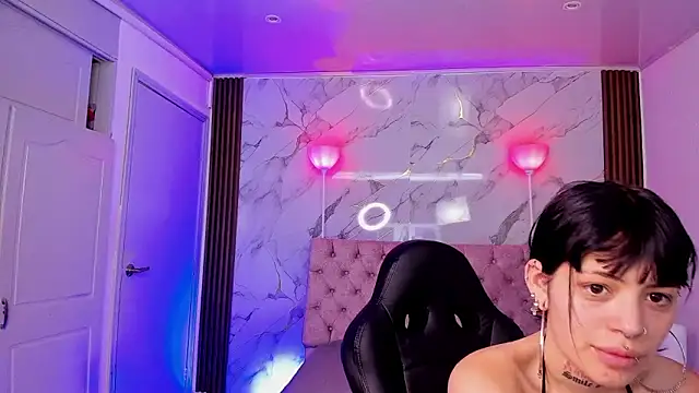 AuroraDiaz online show from 3, 12, 2025