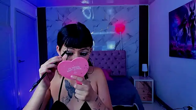 AuroraDiaz online show from 5, 2, 2026