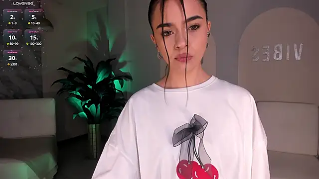 AlanaCraft online show from 16, 9, 2025