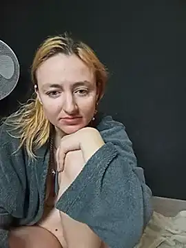 Snapshot of Sexy-Milf-Big chatting on 17, 12, 2024 Sexy-Milf-Big online show from 17, 12, 2024