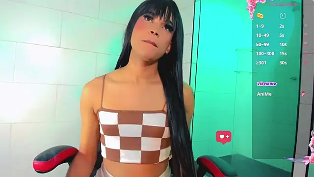 Hellen moons   online show from 17, 1, 2025