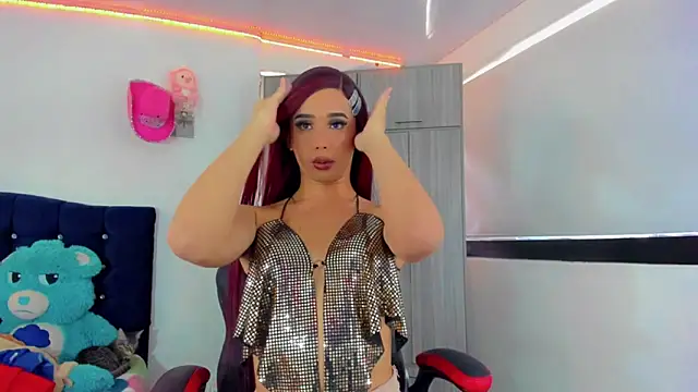 Hellen moons   online show from 15, 10, 2025