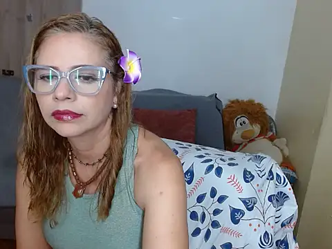 Snapshot of _melisaa_ chatting on 25, 4, 2026 melisaa online show from 25, 4, 2026