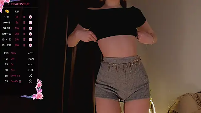 Lili Roze  online show from 21, 2, 2025