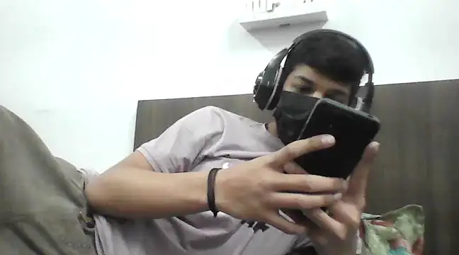 Snapshot of kartikisaredflag chatting on 1, 2, 2025 kartikisaredflag online show from 1, 2, 2025