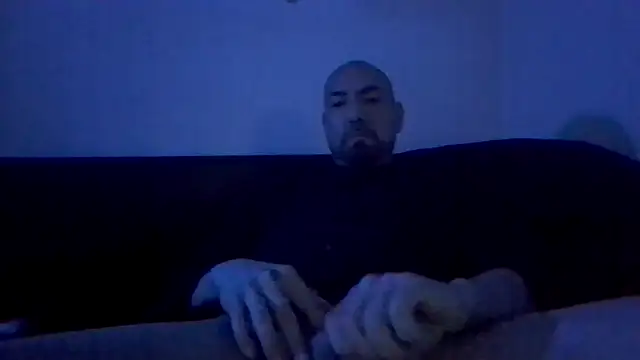 Snapshot of nakedtony81 chatting on 25, 2, 2026 nakedtony81 online show from 25, 2, 2026