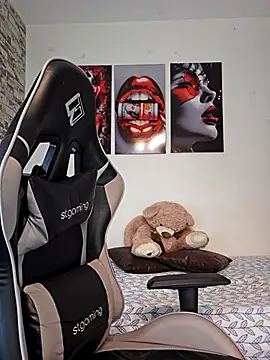 Antonella2 m online show from 13, 3, 2026