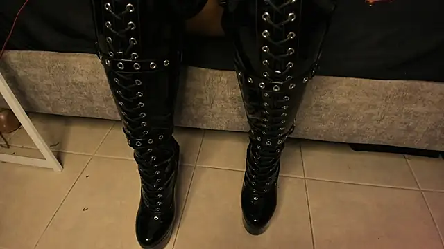 Agnes jones  online show from 23, 4, 2026