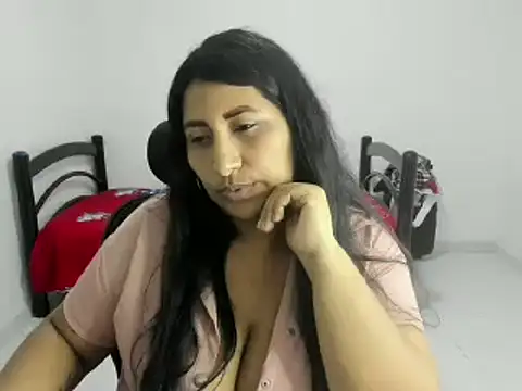 Snapshot of nikol_sexy39 chatting on 23, 2, 2025 nikol sexy39 online show from 23, 2, 2025