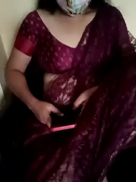 Snapshot of yourtamilcouple chatting on 12, 12, 2024 yourtamilcouple online show from 12, 12, 2024