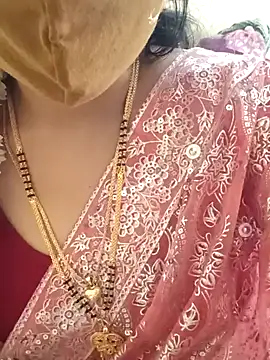 Snapshot of yourtamilcouple chatting on 9, 1, 2025 yourtamilcouple online show from 9, 1, 2025