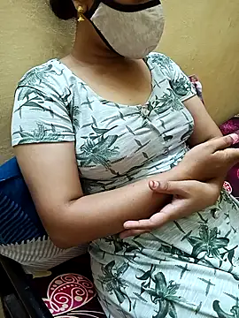 Snapshot of yourtamilcouple chatting on 15, 3, 2025 yourtamilcouple online show from 15, 3, 2025