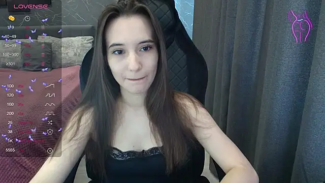 Snapshot of Alice_Weiss chatting on 4, 6, 2026 Alice Weiss online show from 4, 6, 2026