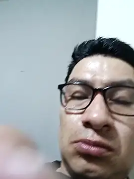 Snapshot of gioarcangel chatting on 1, 4, 2026 gioarcangel online show from 1, 4, 2026