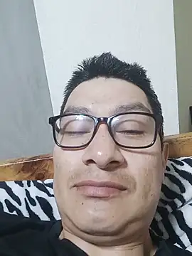 Snapshot of gioarcangel chatting on 13, 5, 2026 gioarcangel online show from 13, 5, 2026