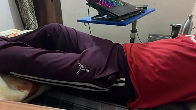 sexyboy09 online show from 29, 10, 2025