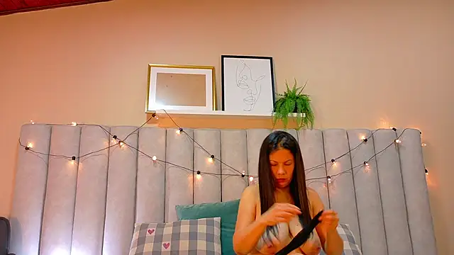 JaylaScott   online show from 30, 11, 2025