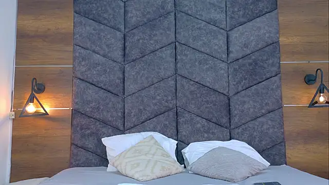 JaylaScott   online show from 14, 4, 2026