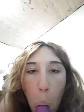 sofiwein online show from 10, 1, 2025