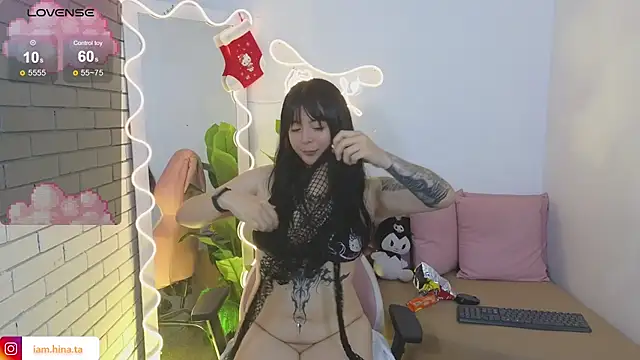 Snapshot of hina_tay chatting on 29, 12, 2024 hina tay online show from 29, 12, 2024