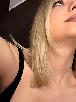 Alisa Rise online show from 18, 11, 2025