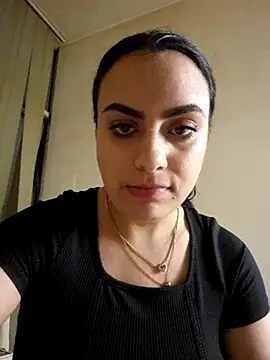 ElyzaIbarra online show from 15, 3, 2025