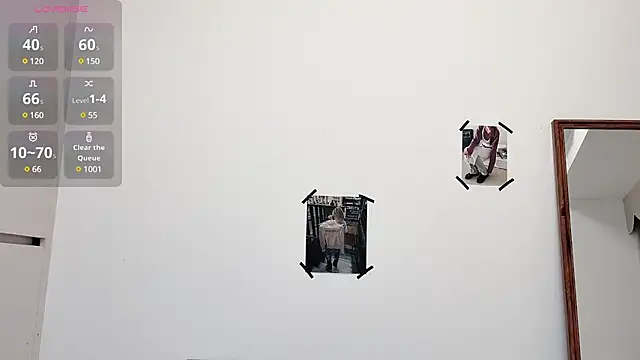 Snapshot of Neyllar chatting on 7, 3, 2025 Neyllar online show from 7, 3, 2025