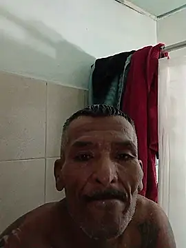 Snapshot of Vergonzoso6 chatting on 27, 6, 2026 Vergonzoso6 online show from 27, 6, 2026