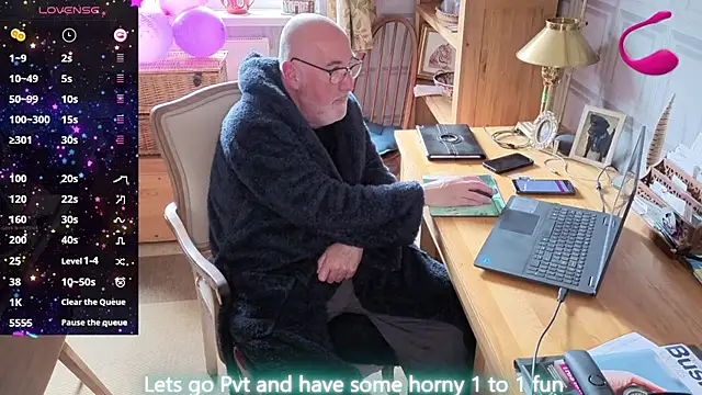 Snapshot of Adamdaddybear chatting on 17, 6, 2026 Adamdaddybear online show from 17, 6, 2026