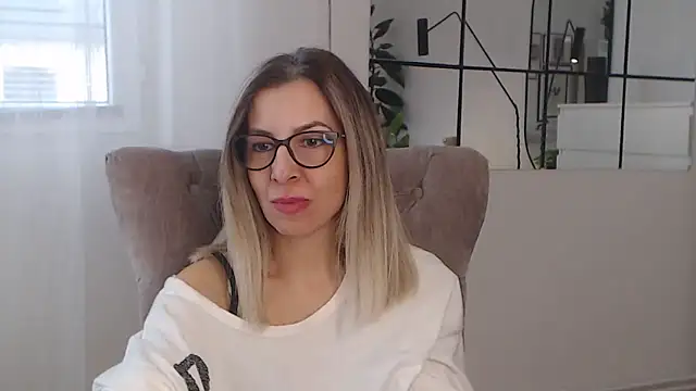 SukyGirl online show from 22, 1, 2025