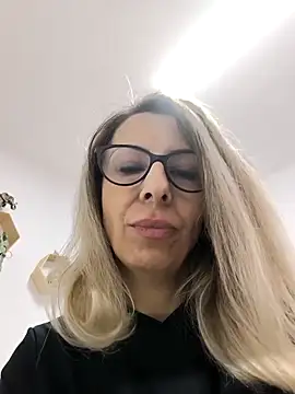 SukyGirl online show from 28, 2, 2025