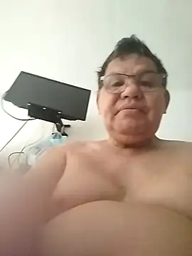Snapshot of catatunboculion chatting on 11, 7, 2026 catatunboculion online show from 11, 7, 2026