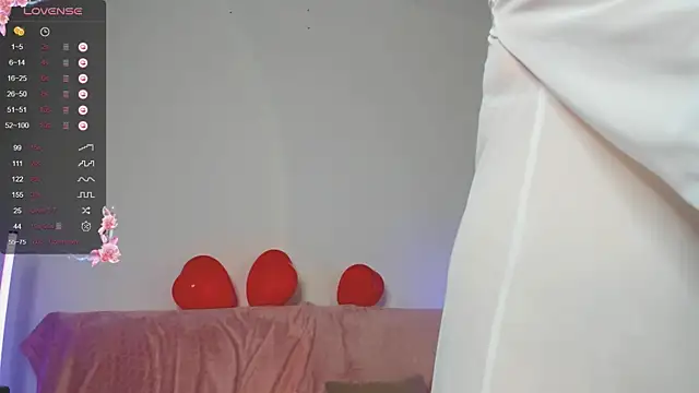 Snapshot of alysia_storm chatting on 14, 2, 2025 alysia storm online show from 14, 2, 2025