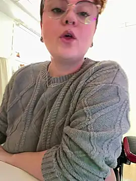 Sweetleeahxx online show from 18, 1, 2026