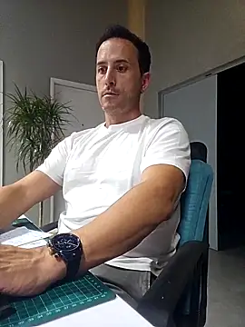 Lucas   81 online show from 4, 11, 2025